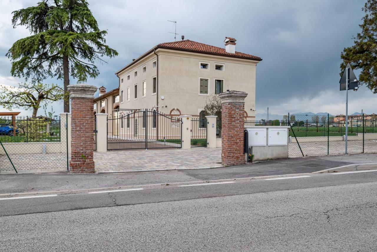 Ca Mia Rododendro & Mughetto Rooms Vicenza Exterior foto